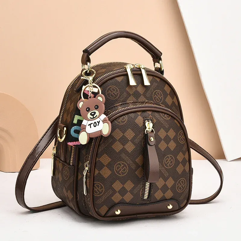 Women's Large Capacity PU Leather Shoulder Bag - Stylish Lychee Pattern Portable Bucket Messenger Bag for Ladies showcase 3