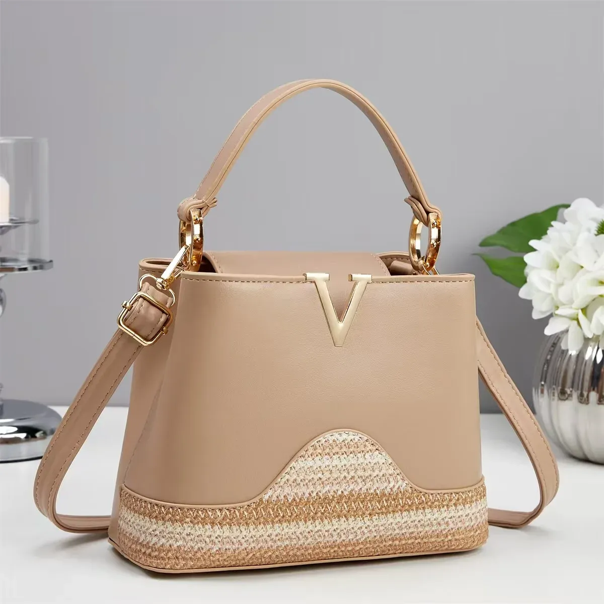 Luxury Designer Women's Shoulder Handbag 2025 - Premium Leather Monogram Printed Crossbody Bag for Fashionable Ladies showcase 4