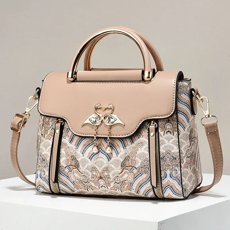 Luxury Women's Leather Shoulder Bag Handbag - Premium Designer Crossbody Tote for Everyday Use - Image 6