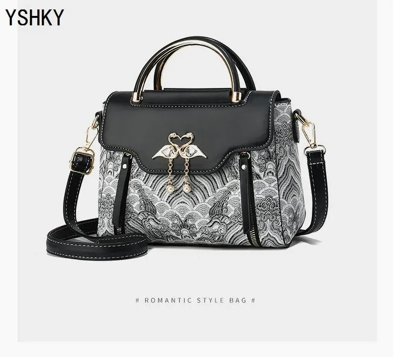 Luxury Women's Leather Shoulder Bag Handbag - Premium Designer Crossbody Tote for Everyday Use showcase 2