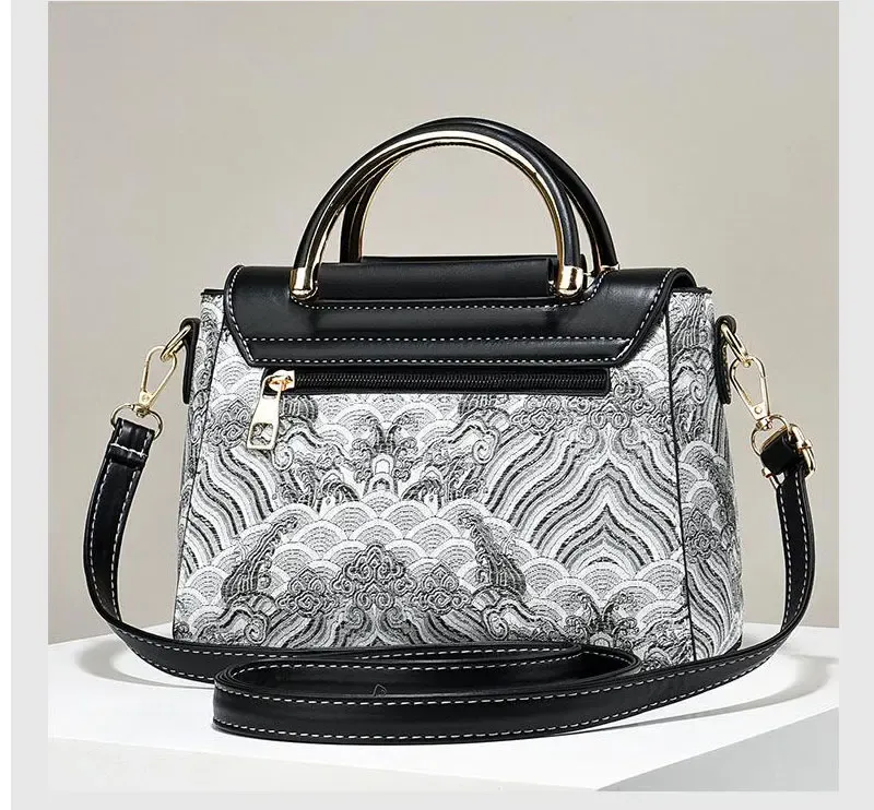 Luxury Women's Leather Shoulder Bag Handbag - Premium Designer Crossbody Tote for Everyday Use showcase 11