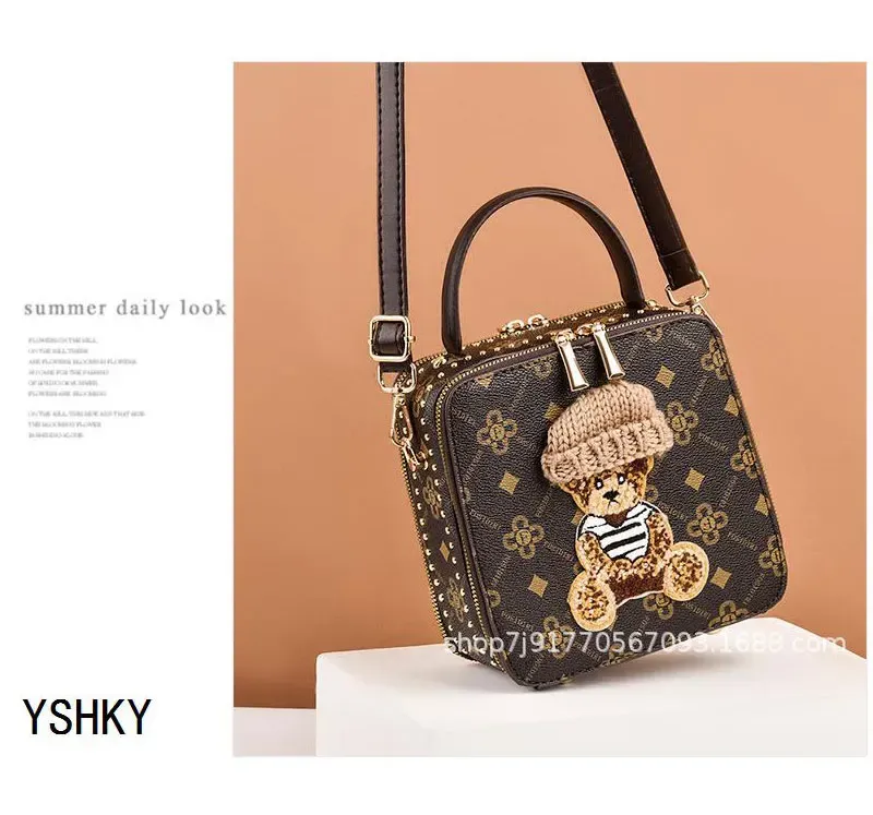 New Fashion Women's Luxury Designer Shoulder Bag & Crossbody Handbag - Versatile & Stylish for Everyday Use showcase 7