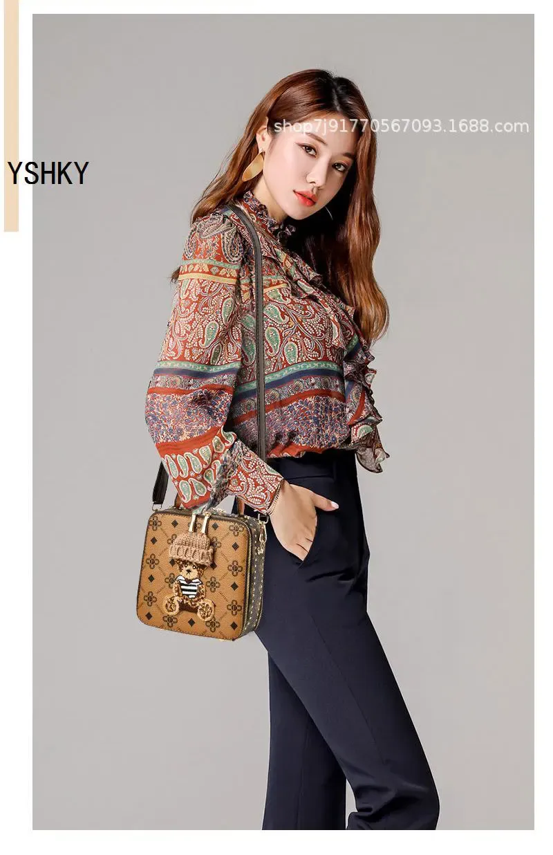 New Fashion Women's Luxury Designer Shoulder Bag & Crossbody Handbag - Versatile & Stylish for Everyday Use showcase 2