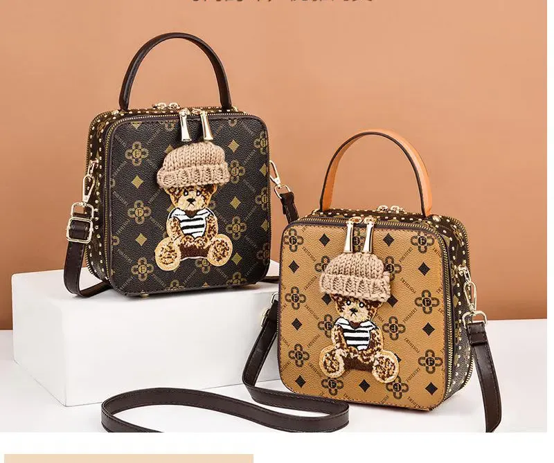 New Fashion Women's Luxury Designer Shoulder Bag & Crossbody Handbag - Versatile & Stylish for Everyday Use showcase 1