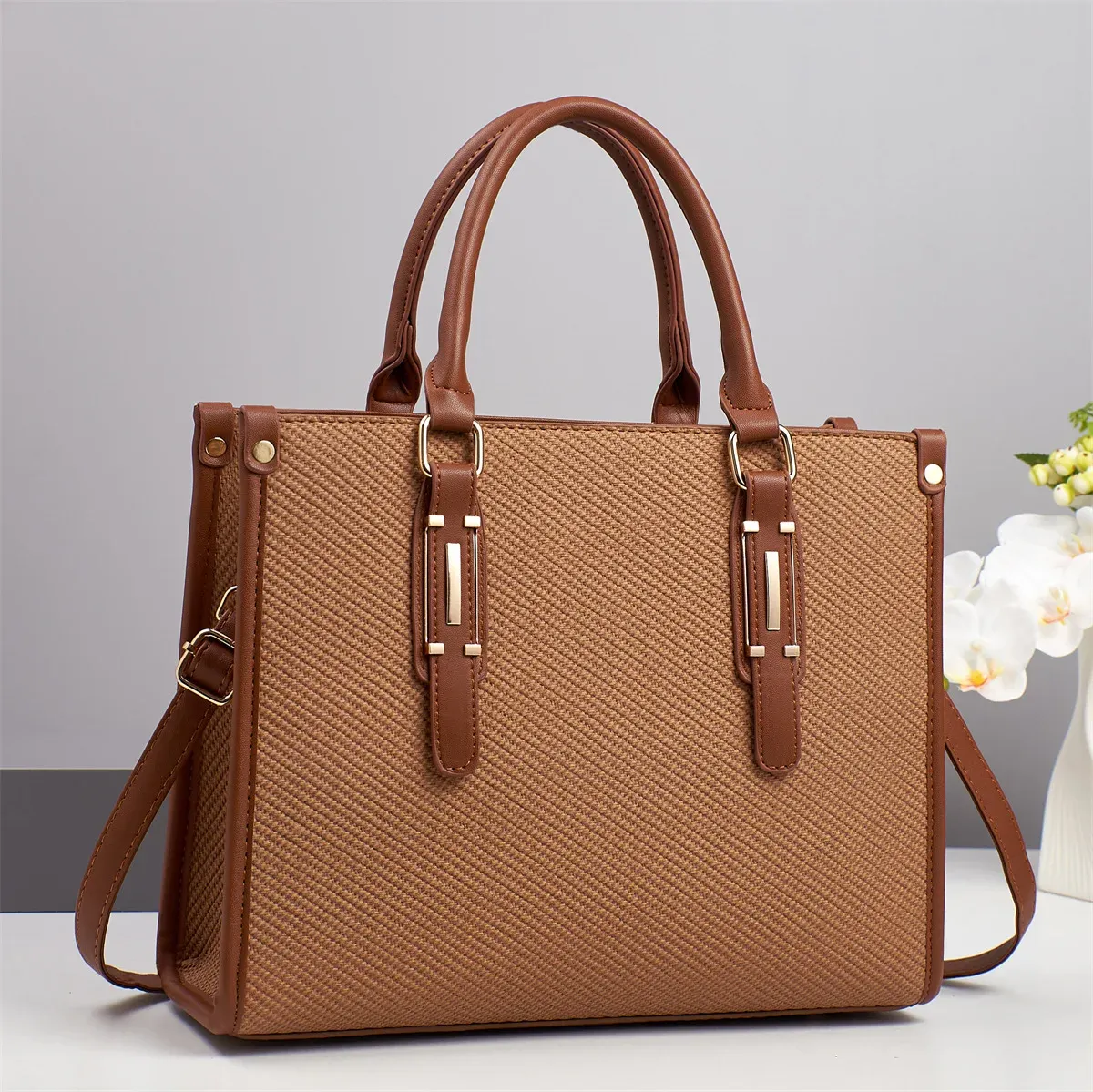 New Women's Fashion Handbag Shoulder Bag, Versatile Crossbody Bag for 2025, Small Square Design, Chic and Practical for Everyday Use - Image 5