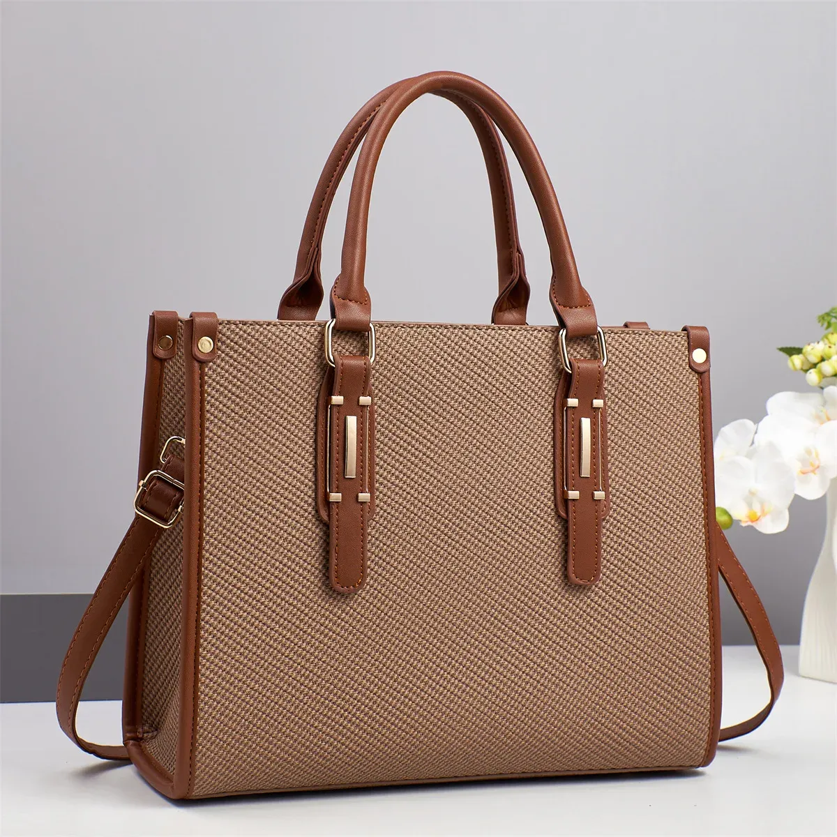 New Women's Fashion Handbag Shoulder Bag, Versatile Crossbody Bag for 2025, Small Square Design, Chic and Practical for Everyday Use - Image 3