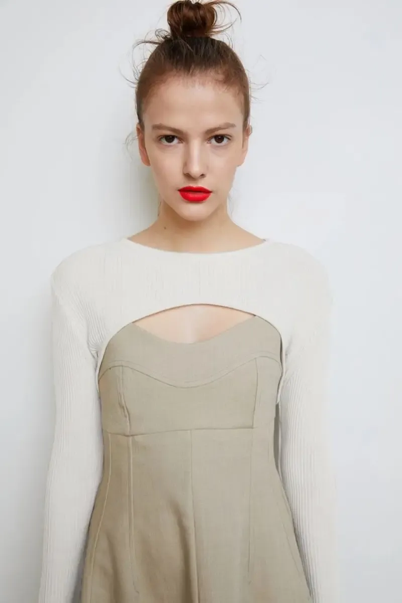 Women's Long Sleeve Crop Top - Y2k Aesthetic Knitted T-Shirt, O-Neck, Black/White, Spring/Autumn Fashion for a Chic Harajuku Look showcase 5