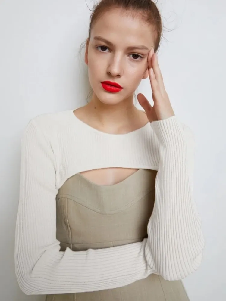 Women's Long Sleeve Crop Top - Y2k Aesthetic Knitted T-Shirt, O-Neck, Black/White, Spring/Autumn Fashion for a Chic Harajuku Look showcase 7