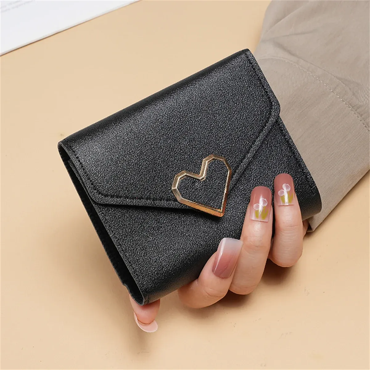 Cute Heart Buckle Mini Coin Purse for Women & Girls - Korean Style Small Wallet for Students, Ladies, and Everyday Use thumbnail 4