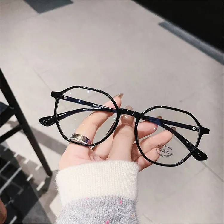 Ultra-Light HD Anti-Blue Light Reading Glasses for Women & Men, Transparent Frame, Clear Vision for Presbyopia, Multiple Strengths Available showcase 5