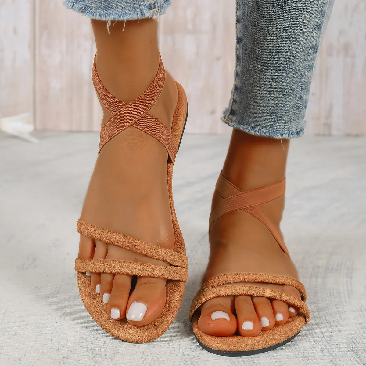 Elegant Open-Toe Flat Sandals for Women - Fashionable Beach Casual Summer Footwear with Comfortable One-Length Strap showcase 16