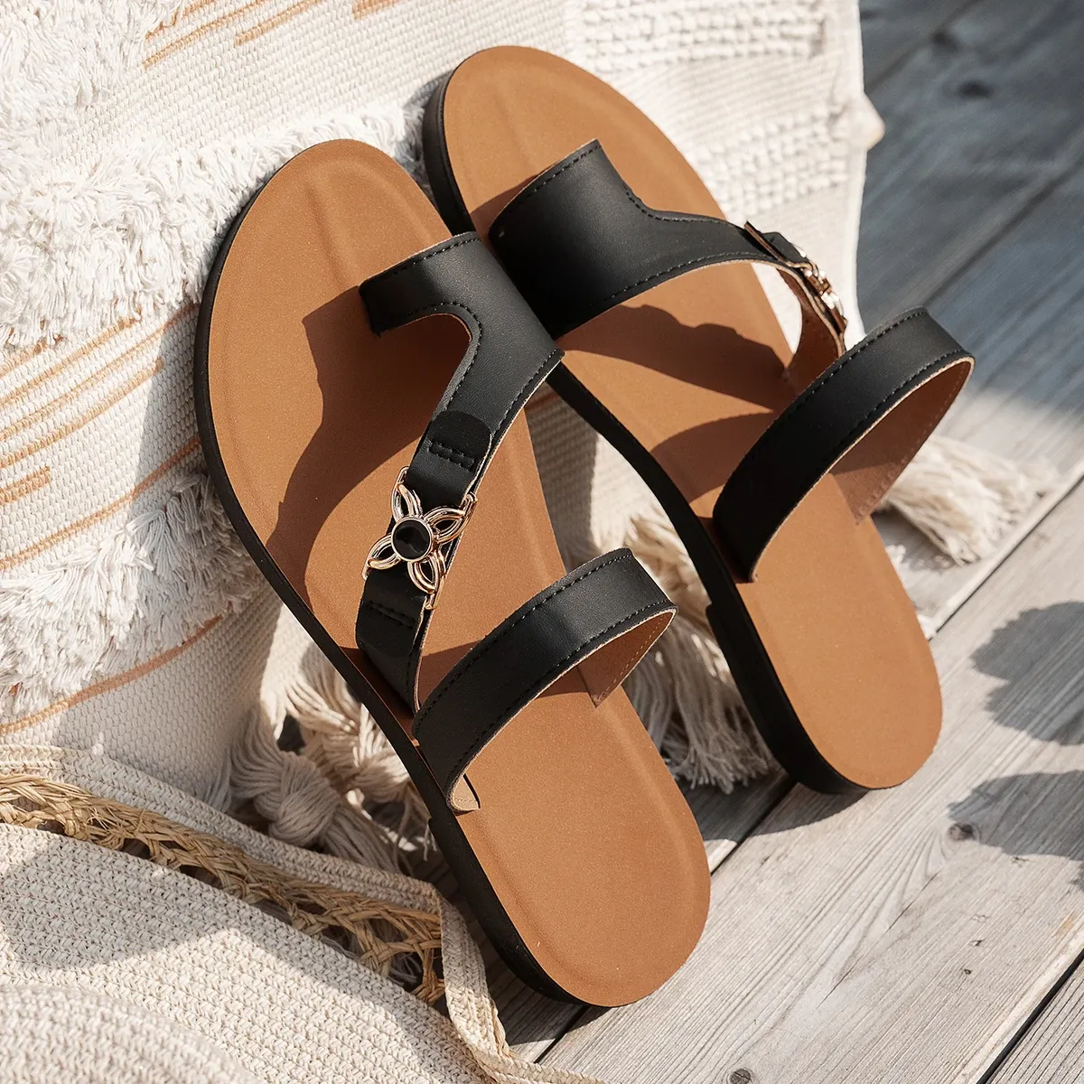 Women's Fashionable Slip-On Sandals - Versatile Polyurethane Beach Slides, Comfortable Soft Bottom, Wear-Resistant Outdoor Flip-Flops for All Ages showcase 2