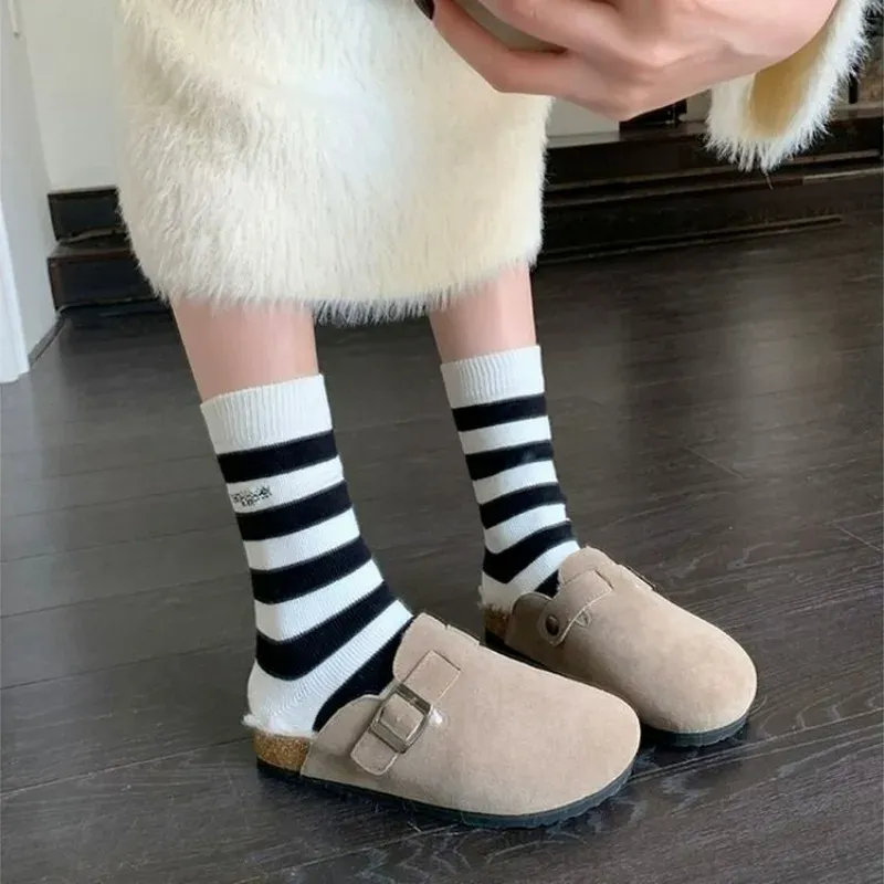 Women's Cozy Winter Fur Boston Clogs - Fashionable Cork Insole Plush Slippers with Arch Support, Warm Suede Mules for Home & Casual Wear - Image 2