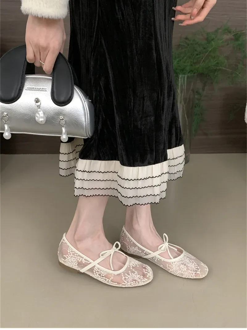 Women's Fashionable Lace Mary Jane Flats - Comfortable Slip-On Street Style Dress Shoes with Soft Sole for Everyday Wear showcase 11