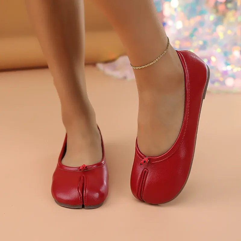 2025 Women's Leather Toe Separator Loafers - Comfortable Slip-On Breathable Casual Flat Shoes for Everyday Wear showcase 15