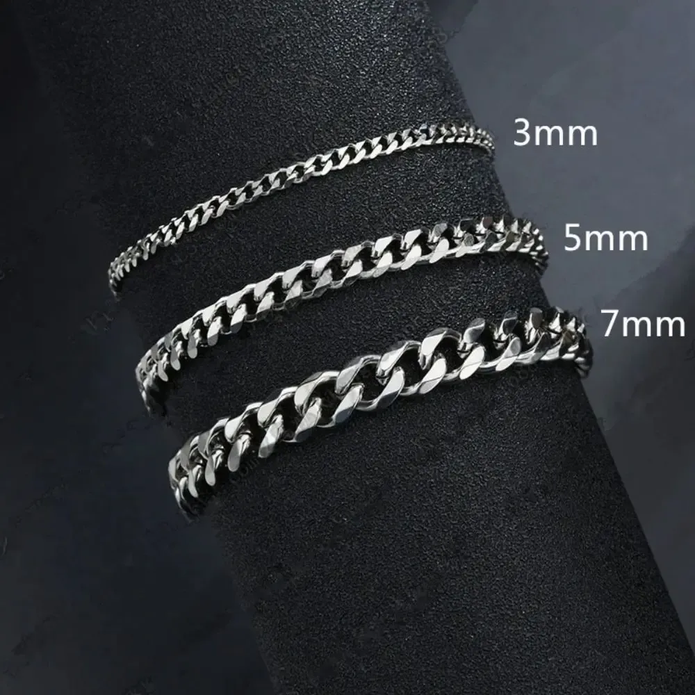 Wannee Trendy Cuban Chain Bracelet for Men & Women, Classic Stainless Steel 3-7mm Width, Ideal for Parties & Gifts showcase 4