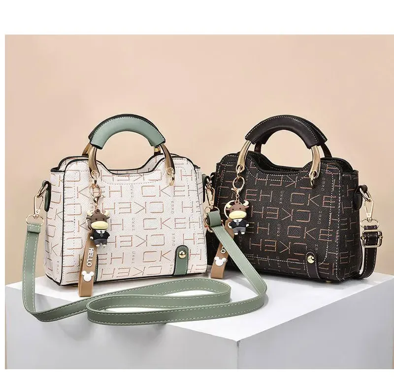 2024 Luxury Designer Women's Shoulder Handbag, Premium Leather Monogram Printed Crossbody Bag, Stylish Single Shoulder Bag for Fashionable Ladies showcase 16