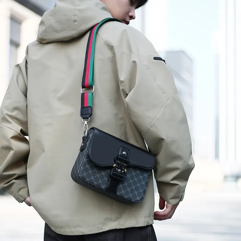 Fashionable Jacquard Pattern Men's Crossbody Bag, High-End Casual Shoulder Bag, Waterproof Business Commuting Sling Bag, Versatile Daily Use thumbnail 2