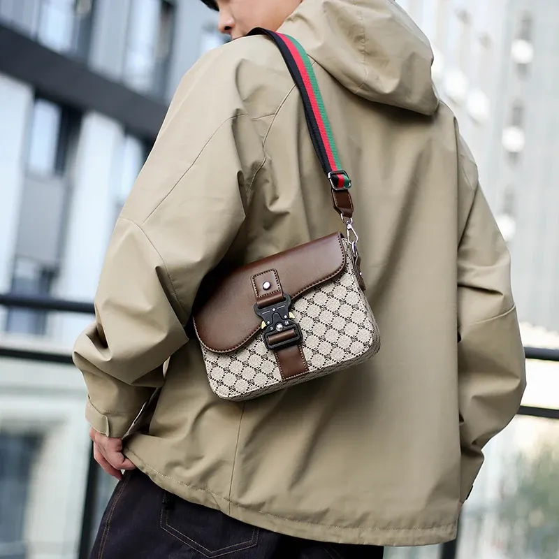Fashionable Jacquard Pattern Men's Crossbody Bag, High-End Casual Shoulder Bag, Waterproof Business Commuting Sling Bag, Versatile Daily Use showcase 6