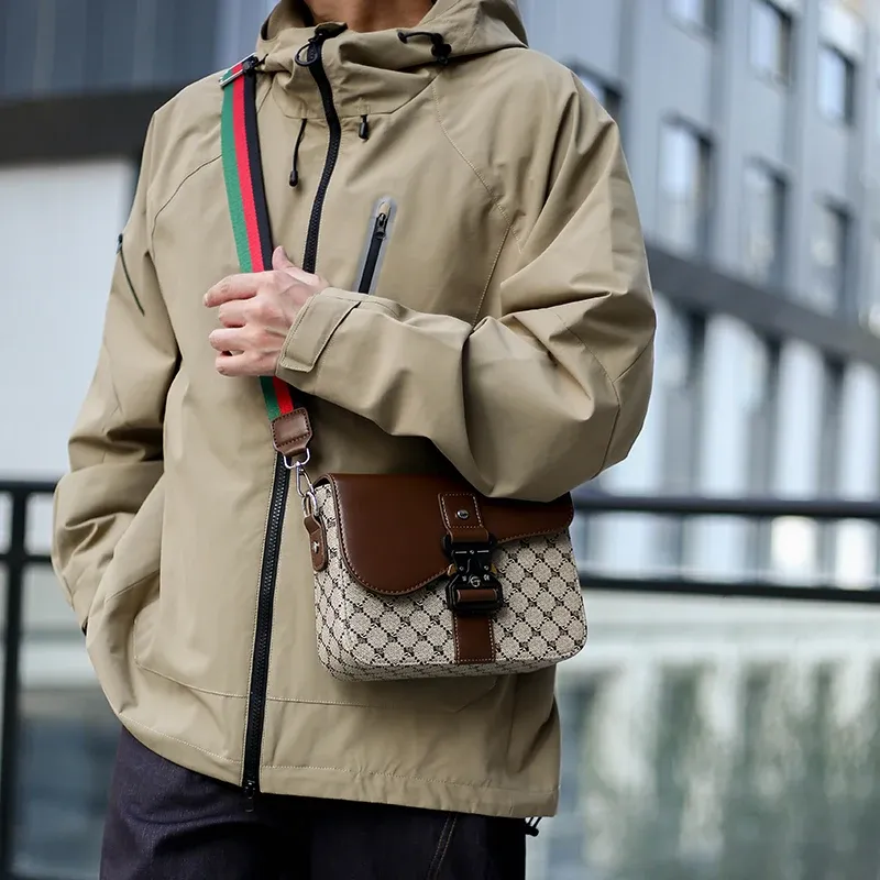 Fashionable Jacquard Pattern Men's Crossbody Bag, High-End Casual Shoulder Bag, Waterproof Business Commuting Sling Bag, Versatile Daily Use showcase 7