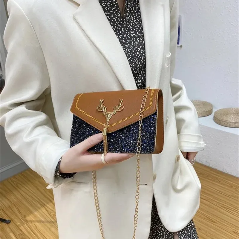 Luxury Deer Head PU Leather Shoulder Bag for Women, Fashionable Chain Underarm Handbag, Small Square Design for Casual Outings & Shopping thumbnail 4