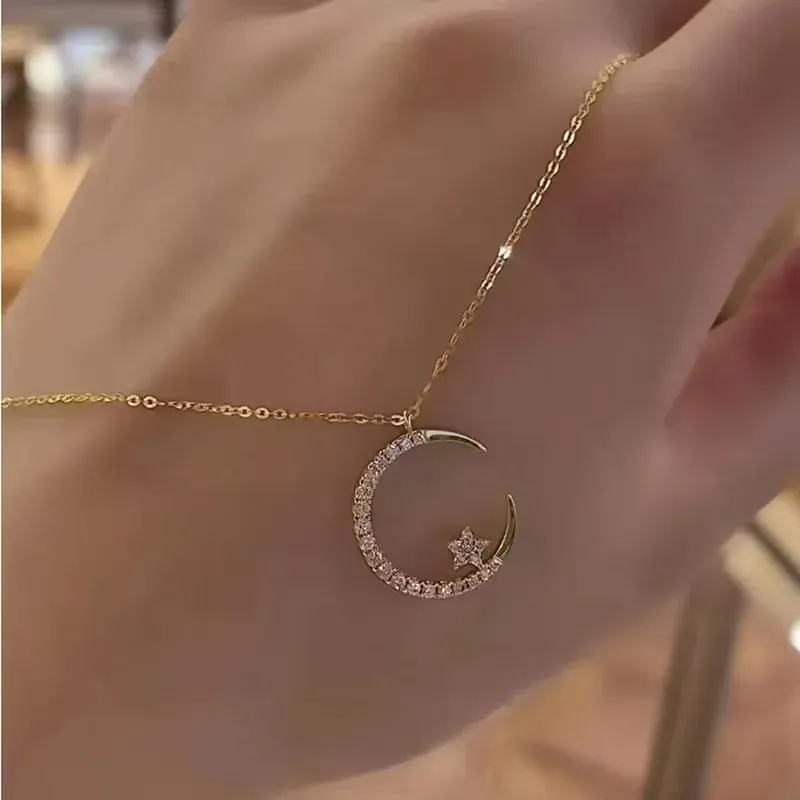 Women's Luxury Star Pendant Necklace - Fashionable Shining Inlaid Crystal Temperament Jewelry for Wedding Banquets & Special Occasions showcase 4