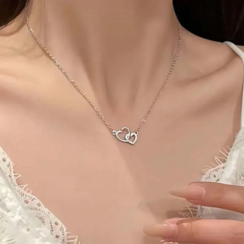 Elegant Silver Love Heart Pendant Necklace for Women - Fashionable Charm Chain Jewelry for Parties and Daily Wear - Image 2