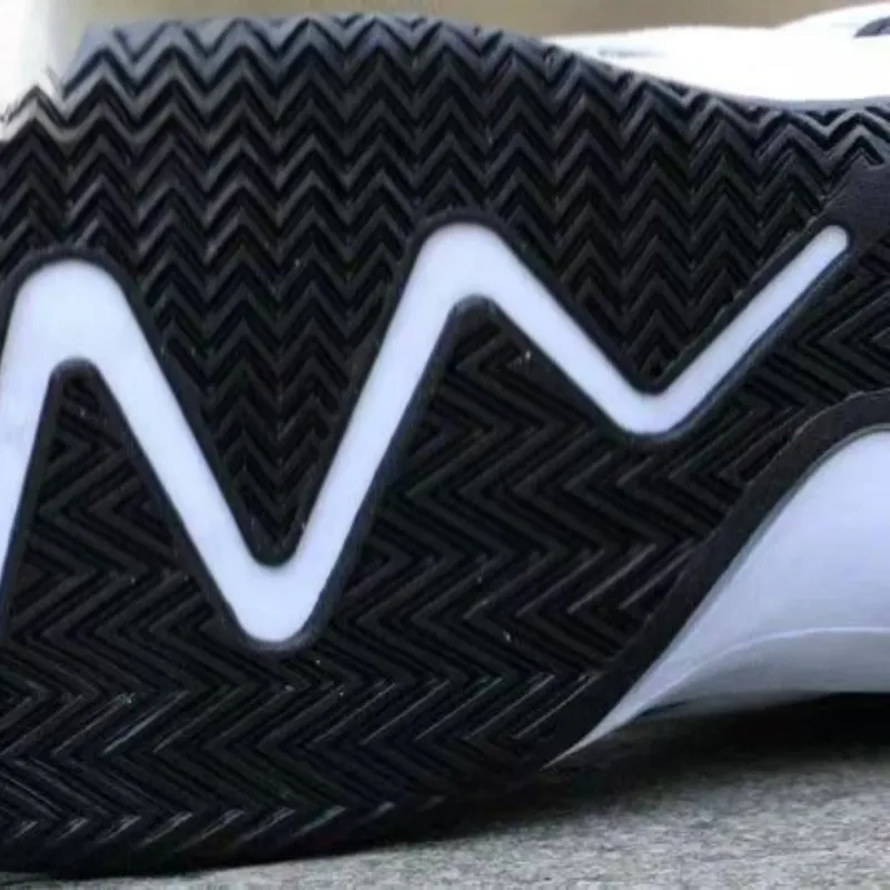 Men's High-Top Basketball Shoes: Luxury Comfortable Anti-Slip Sneakers for Running, Casual Wear, and Fashionable Versatility - Image 6