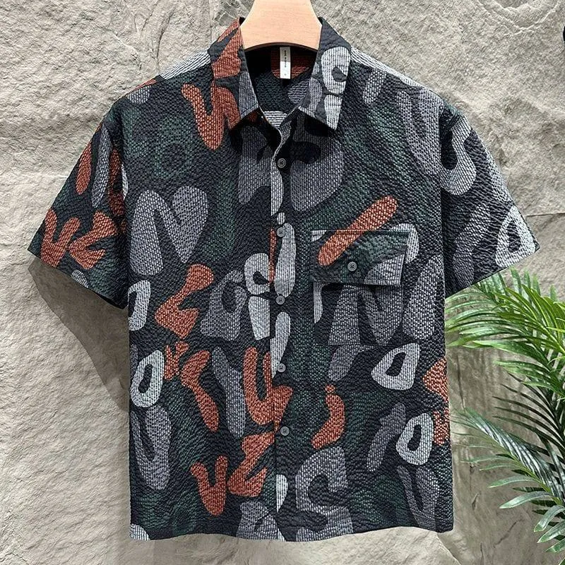 Men's Abstract Graphic Print Short Sleeve Button Down Shirt Textured Crinkle Fabric Casual Summer Top with Chest Pocket thumbnail 2