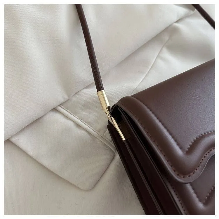 Women's Wavy Edge Flap Handbag Scalloped Layered Shoulder Bag Modern Rectangular Purse in 6 Vibrant Colors showcase 1