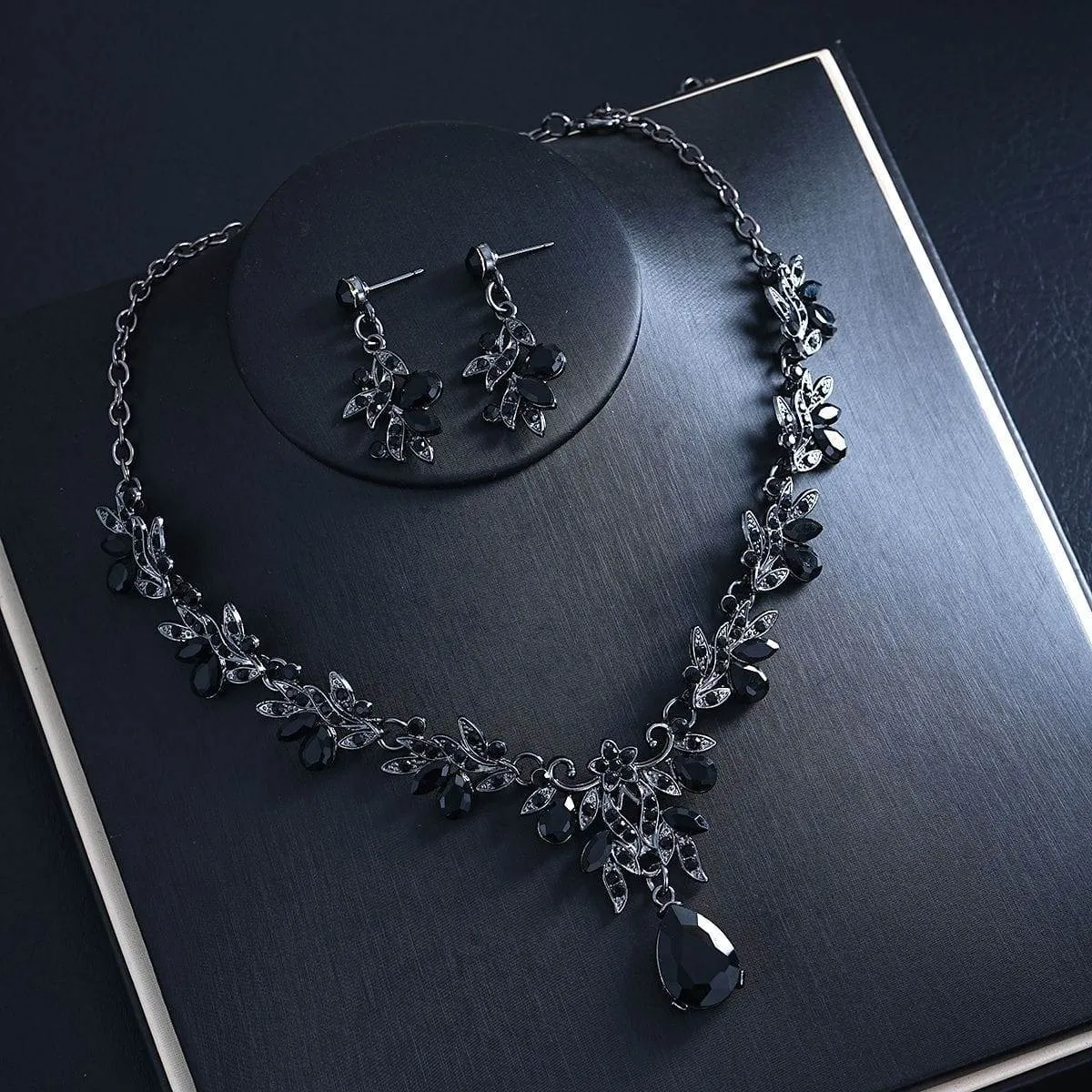 Women's Crystal Leaf Statement Necklace and Earring Set Gold Tone Floral Teardrop Gemstone Jewelry thumbnail 7