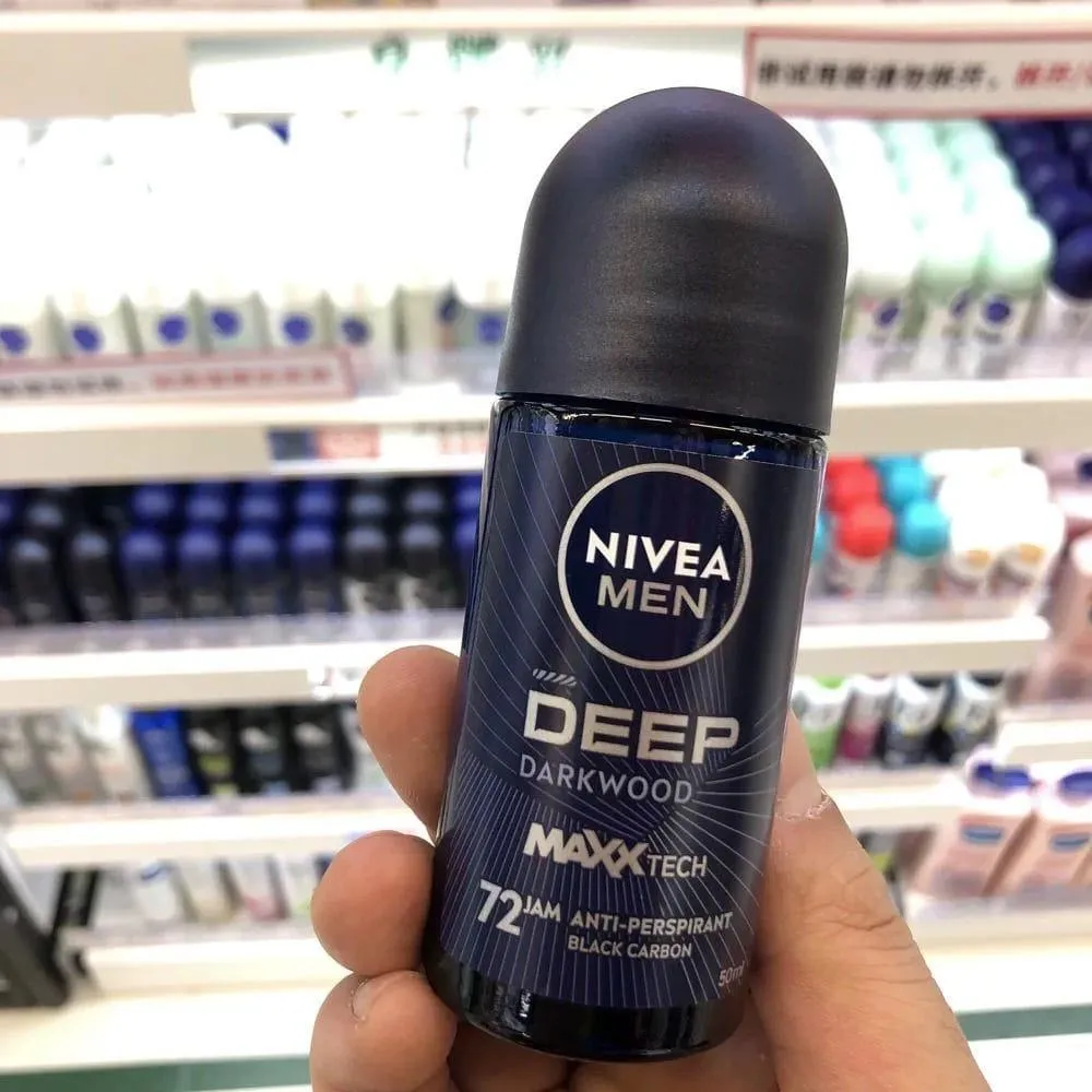 NIVEA Roll On Deodorant Collection for Men and Women 72H Anti-Perspirant Protection Extra Bright Black White and Deep Charcoal thumbnail 2
